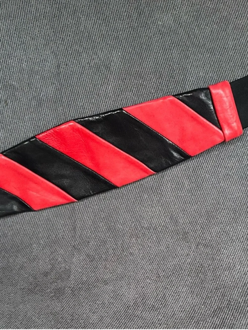 80s genuine leather wide red & black Sz small vintage